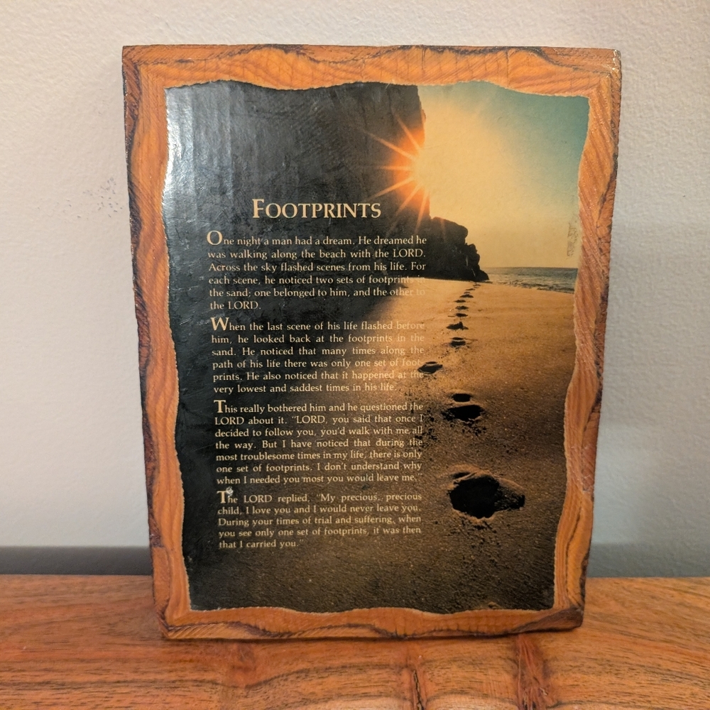 Vintage Footprints Wooden Lacquered Plaque Beach Scene with Sunrise